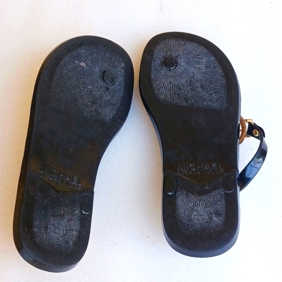 Michael Kors Black and Gold Women's Sandals Size 6-7 - Picture 4 of 4